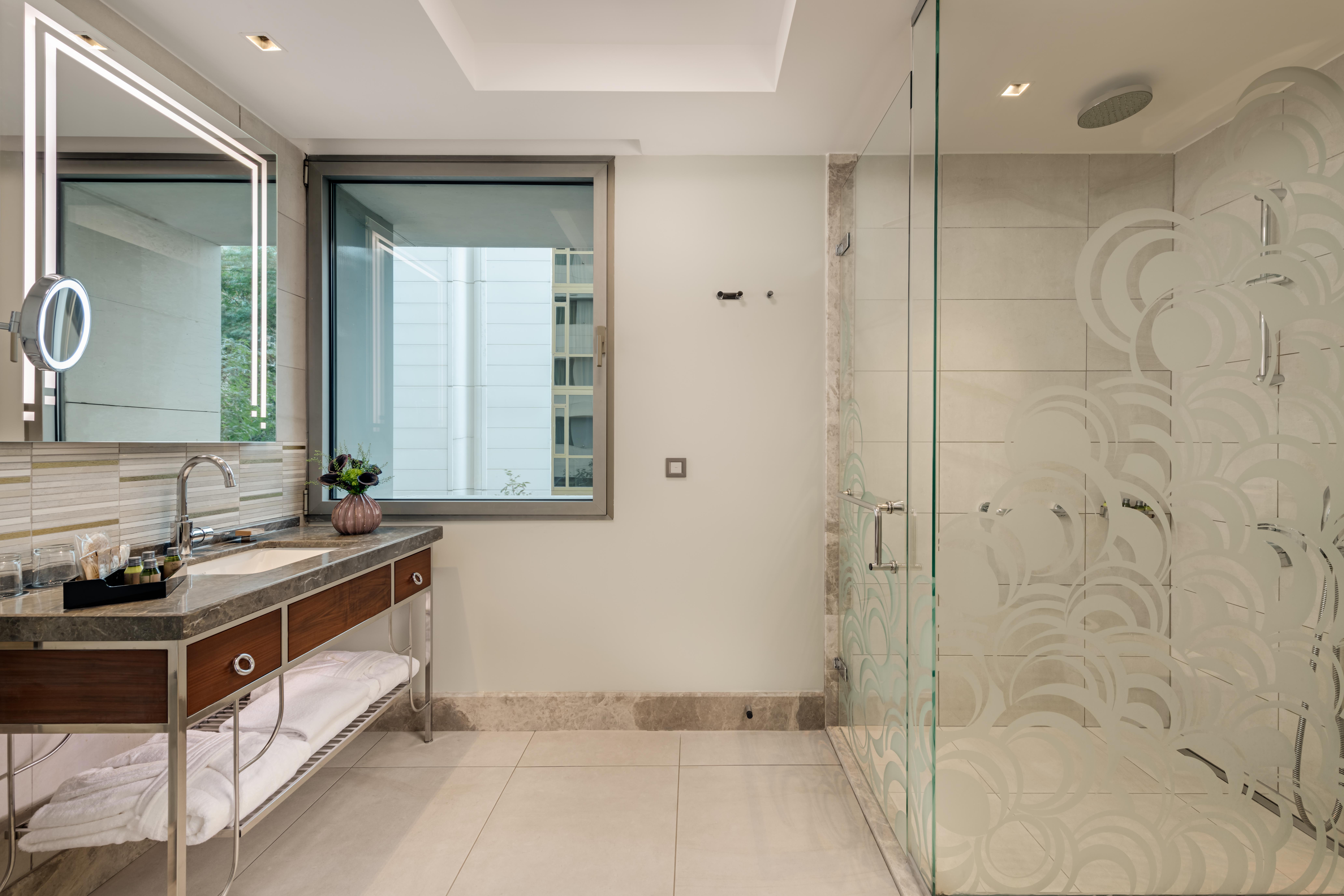 The Artisan Istanbul Mgallery Exterior photo Bathroom